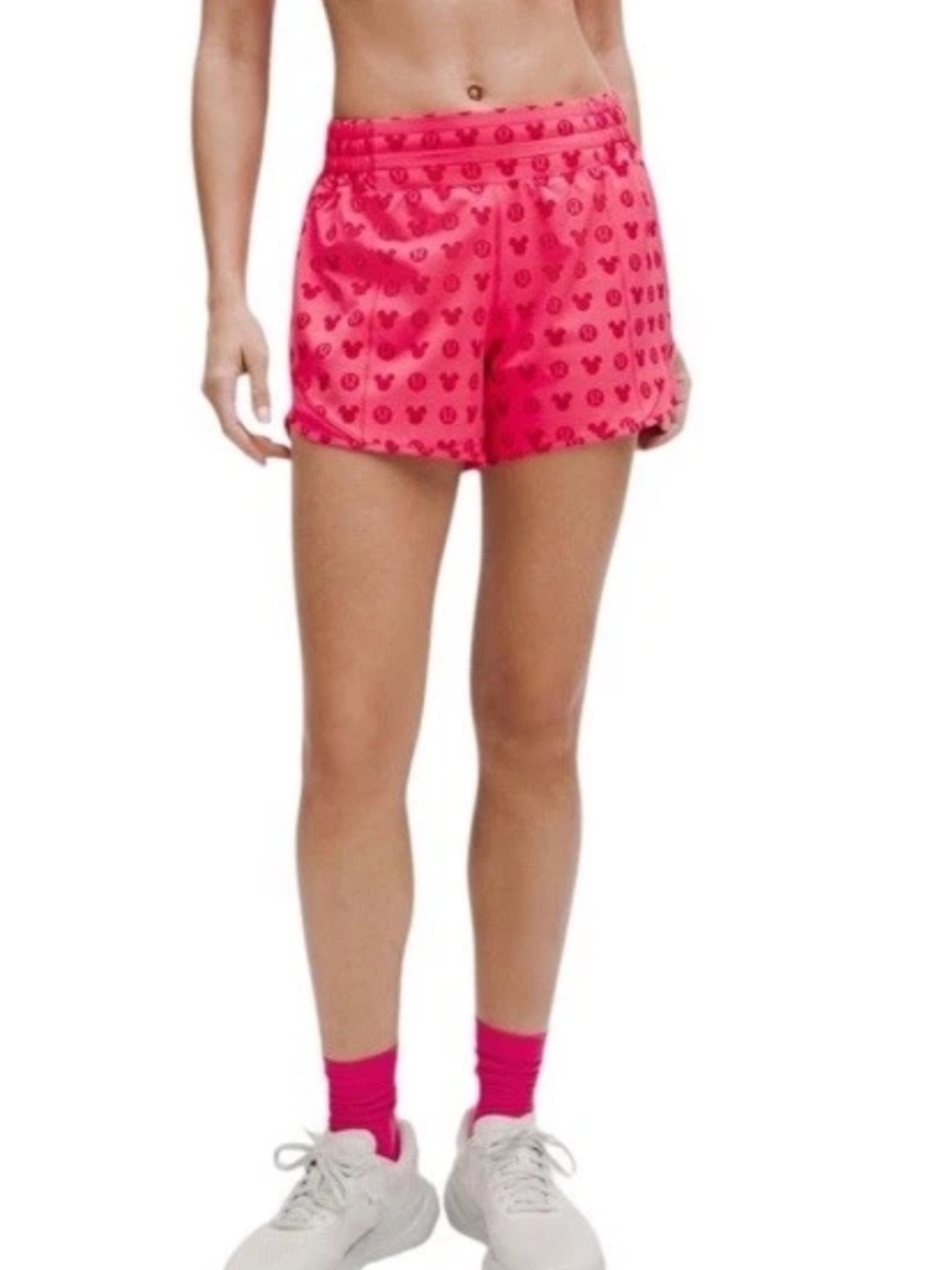NWT Lululemon x DISNEY Hotty Hot HR Shorts / 4" Disney Classic Pink Size 6
